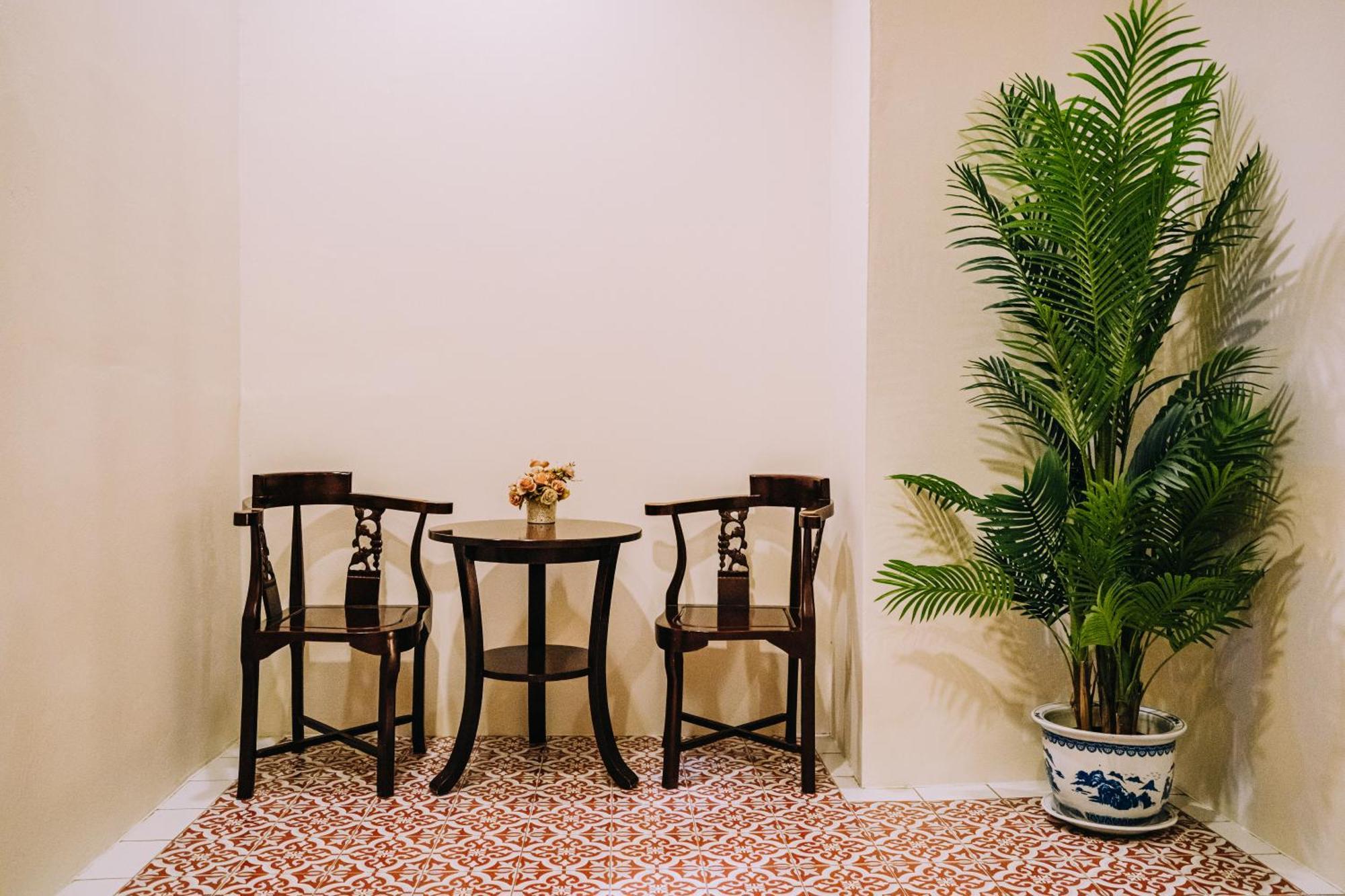 O'Nya Phuket Hotel Экстерьер фото