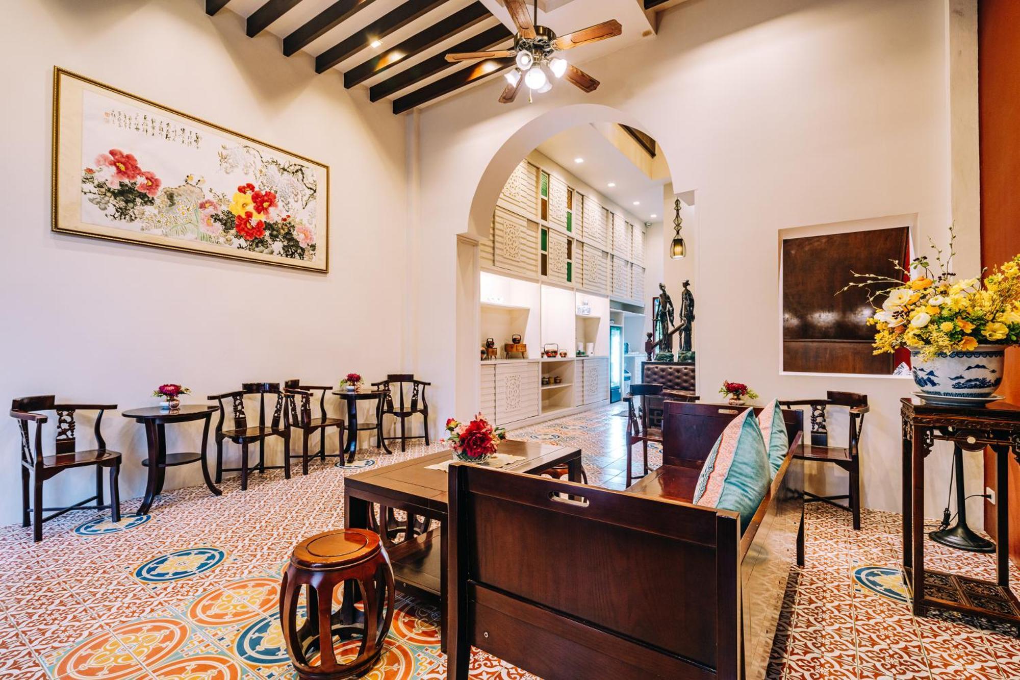 O'Nya Phuket Hotel Экстерьер фото